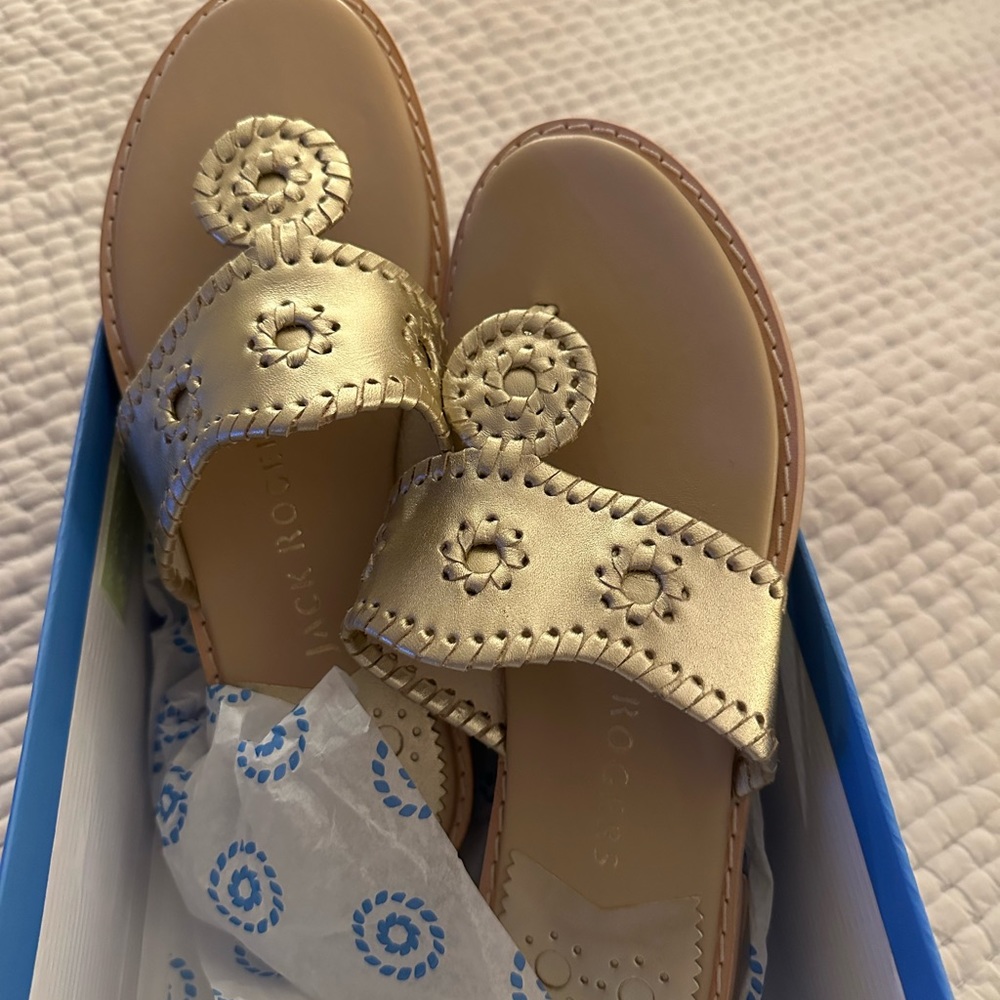 Get ready snowbirds!  NWT Platinum Jack Rogers,  Jacks ll, size 8, never worn.
